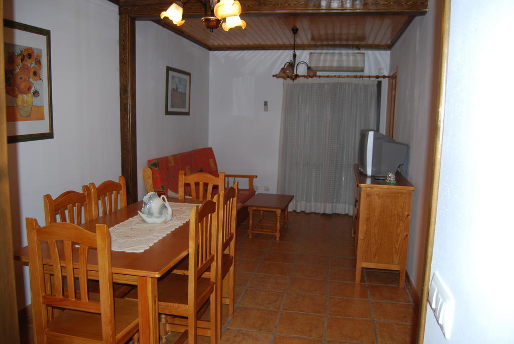 Apartamentos Les Moreres Duesaigües Szoba fotó